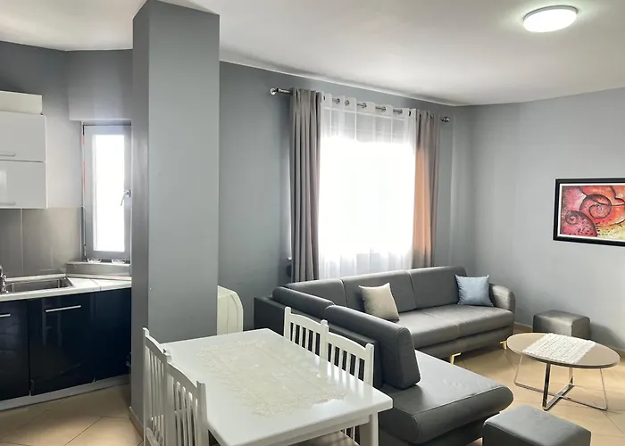 Apartamento Boulevard Views - Spacious Tirana